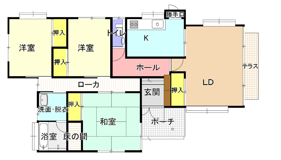 3LDKの間取りです。各部屋に収納スペースが充実しています。 平屋 の間取りなので、シンプルで住みやすい造りとなっています。緊急時も避難しやすいです。